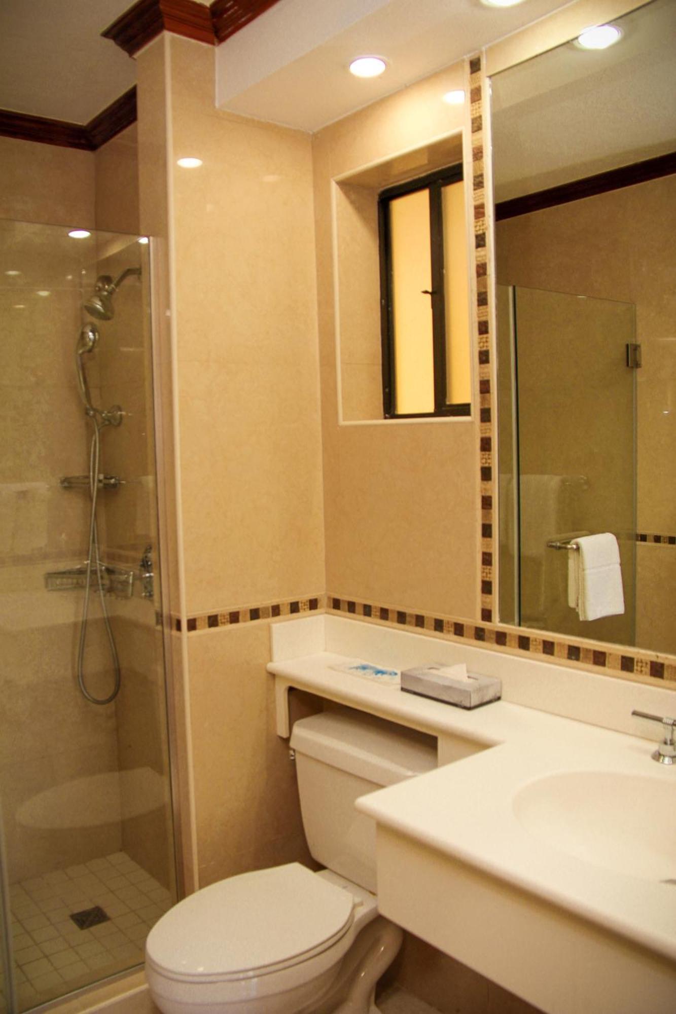 Rooms On The Beach Негрил Екстериор снимка